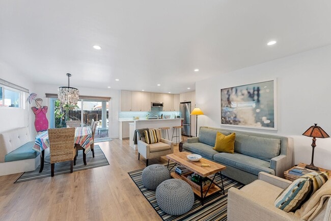 Building Photo - 5207 Sealane Way