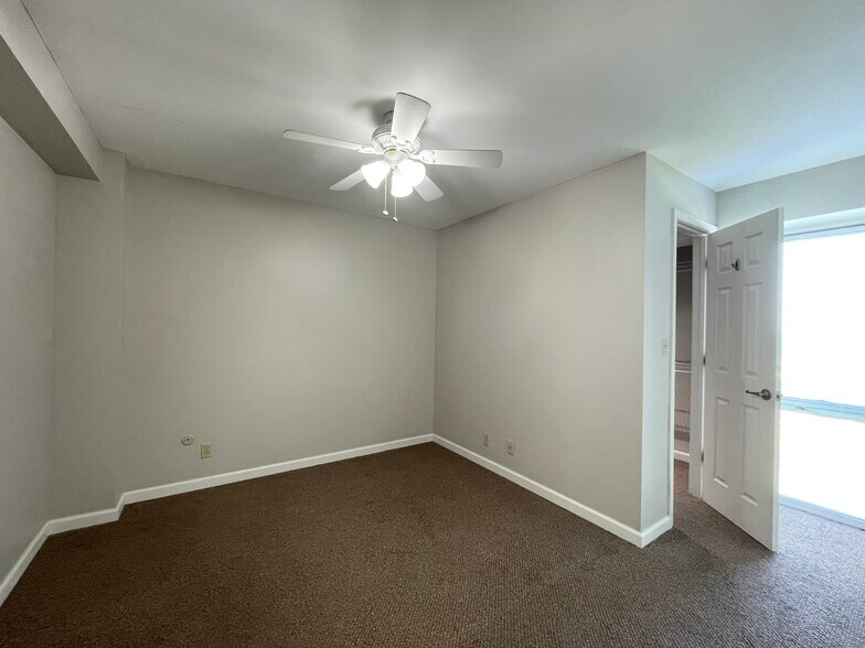 Building Photo - 3838 Rainbow Blvd