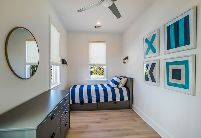 Building Photo - 270 Revels Ct