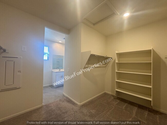 Building Photo - 4864 E Julian Wash Dr