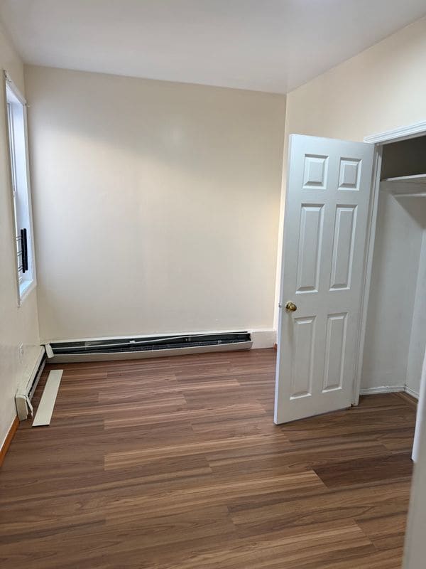 Building Photo - 680 E 223rd St