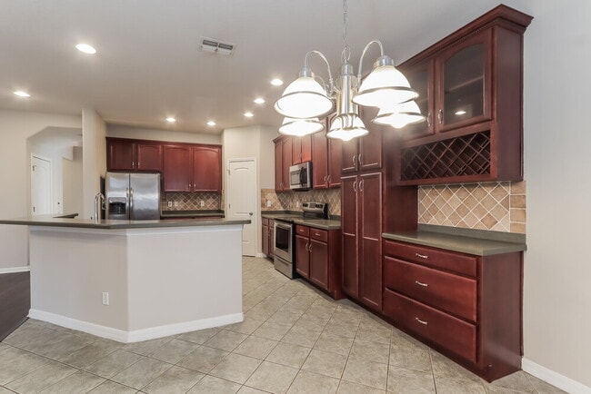 Building Photo - 2019 Abbey Trace Dr