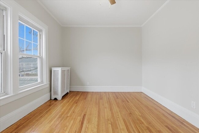 Building Photo - 715 Truman Pkwy