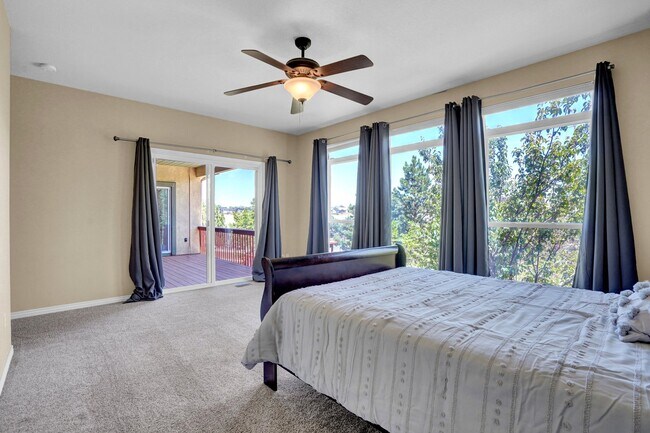 Building Photo - 10261 Meadow Mist Ct