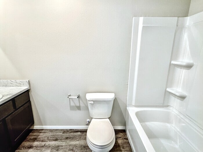 Building Photo - 8319 E Queens St