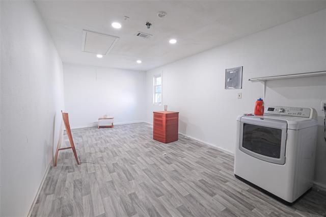 Building Photo - 8508 Quebec Dr