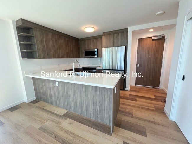 Building Photo - lion4301