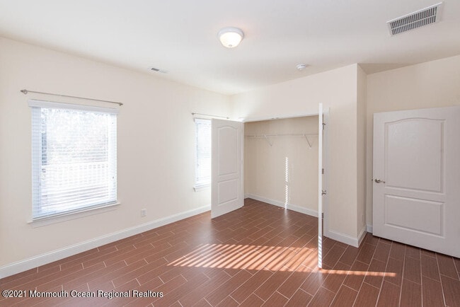 Building Photo - 12 Cindy Ct