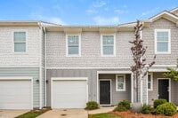 Building Photo - 310 Penn Sta Wy