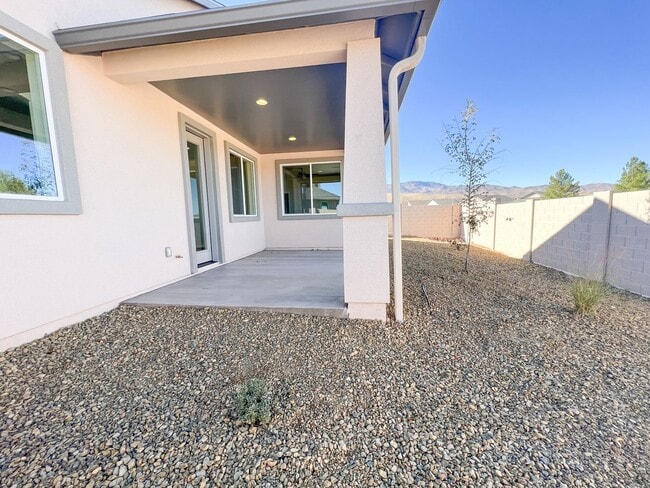 Building Photo - 1496 Sangria Dr