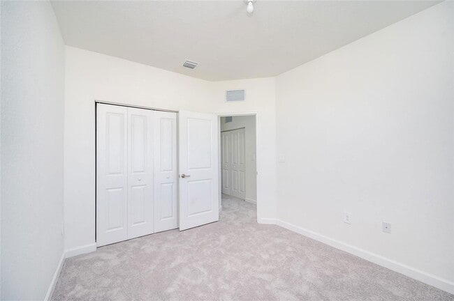 Building Photo - 2680 SE 10th St