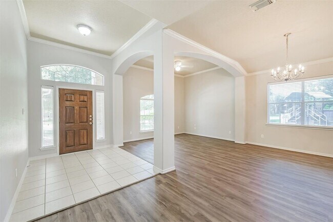 Building Photo - 2922 Lemmingham Dr