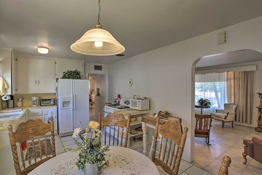 Building Photo - 2731 N 3rd Ave