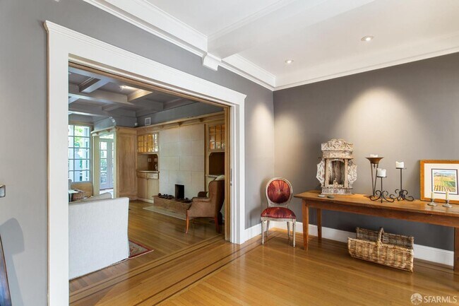 Building Photo - 67 Divisadero St