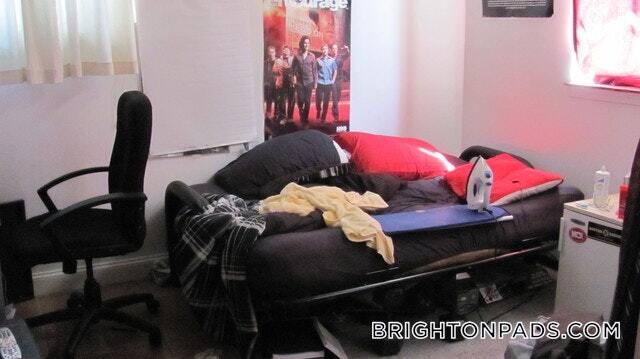 Building Photo - 17 Cummings Rd