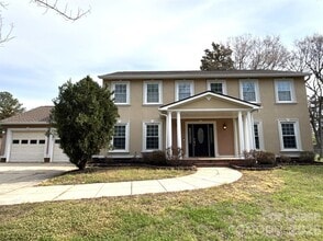 Building Photo - 7318 Connan Ln