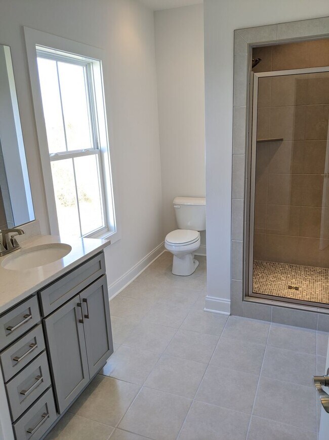 Building Photo - Luxury Townhome - Williamson County