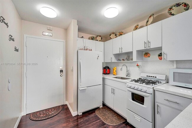 Building Photo - 710 Washington Ave