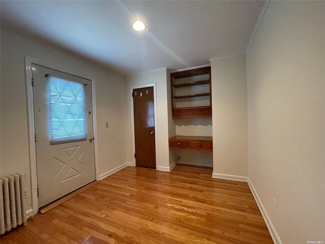 Building Photo - 8 Crestfield Pl