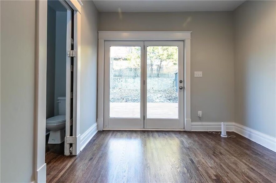 Building Photo - 3535 Jefferson St