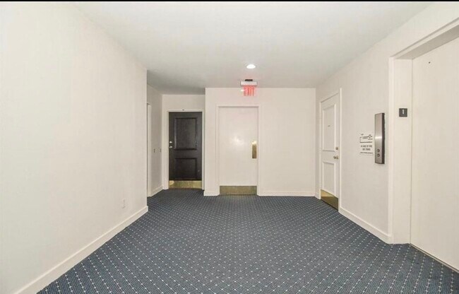 Building Photo - 2333 Bering Dr