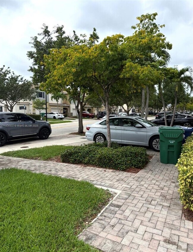 Building Photo - 4021 Red Rd