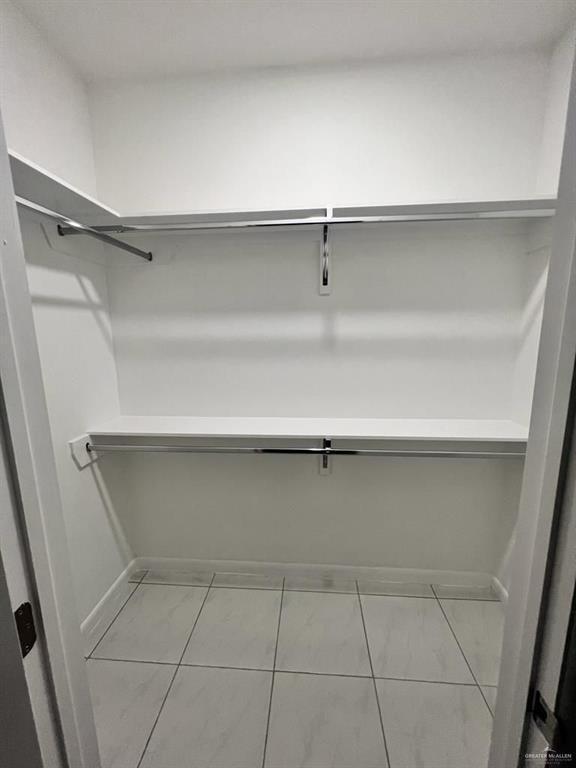 Building Photo - 10 S Yankton St