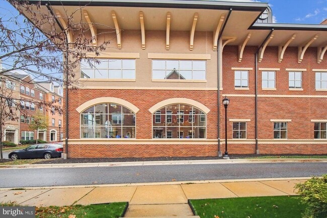 Building Photo - 944 Hall Station Dr