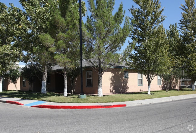 Primary Photo - Playa Apartments