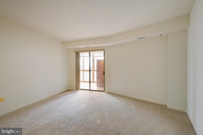 Building Photo - 3100 N Leisure World Blvd