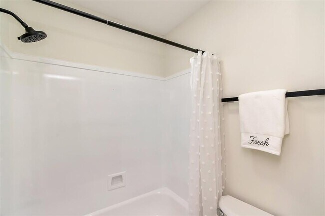 Building Photo - 1117 Pinemont Dr