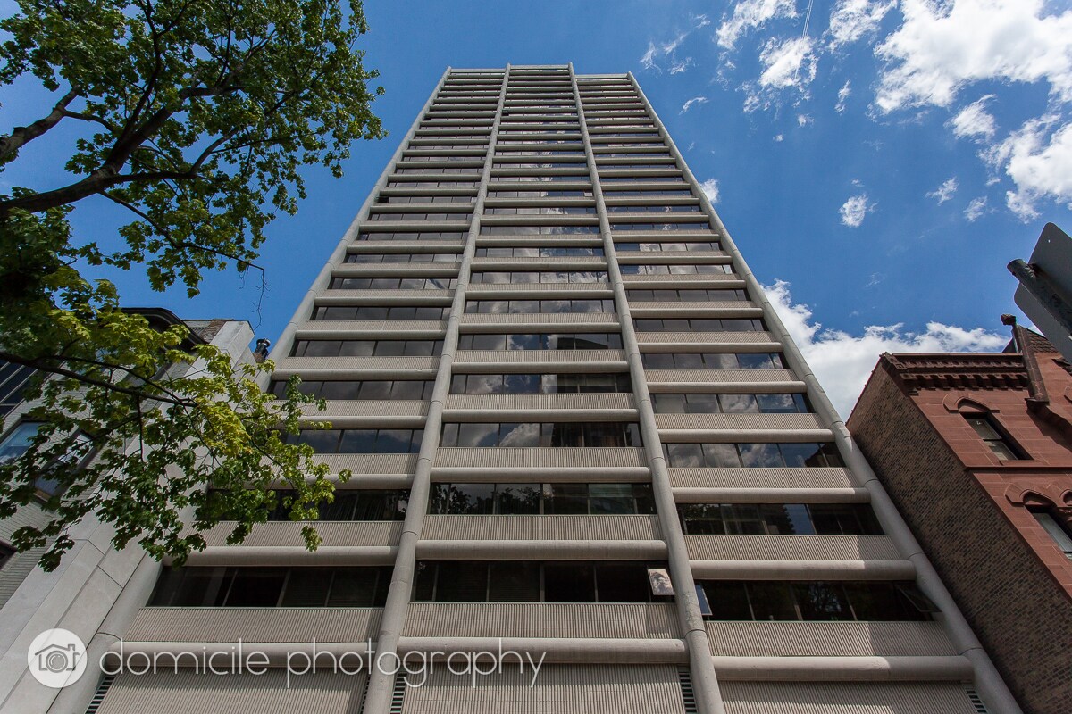 Building Photo - 1415 N Dearborn St