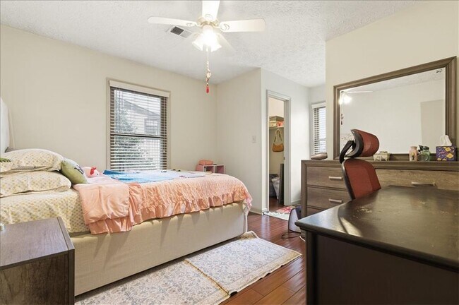 Building Photo - 2025 Kristian Way