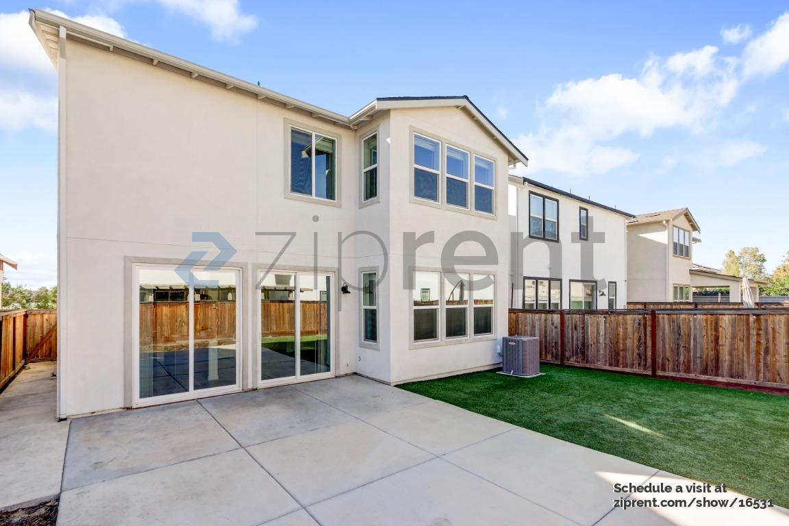 Building Photo - 50 Seasmoke Pl