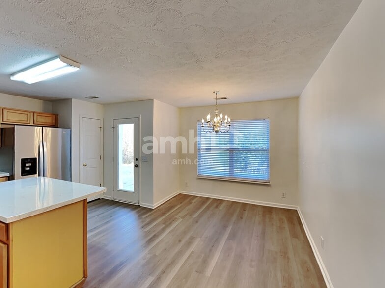 Building Photo - 3337 Cain Harbor Dr