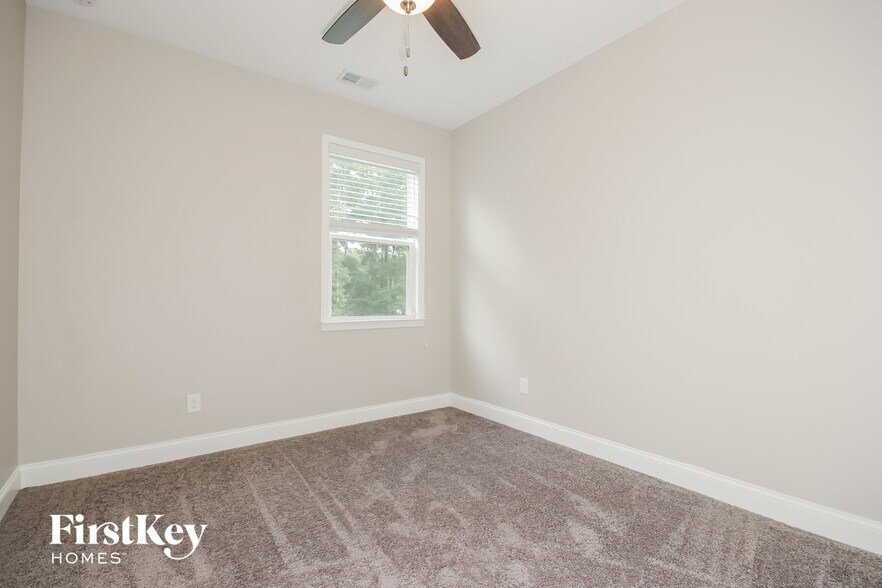 Building Photo - 4925 Crider Creek Cove