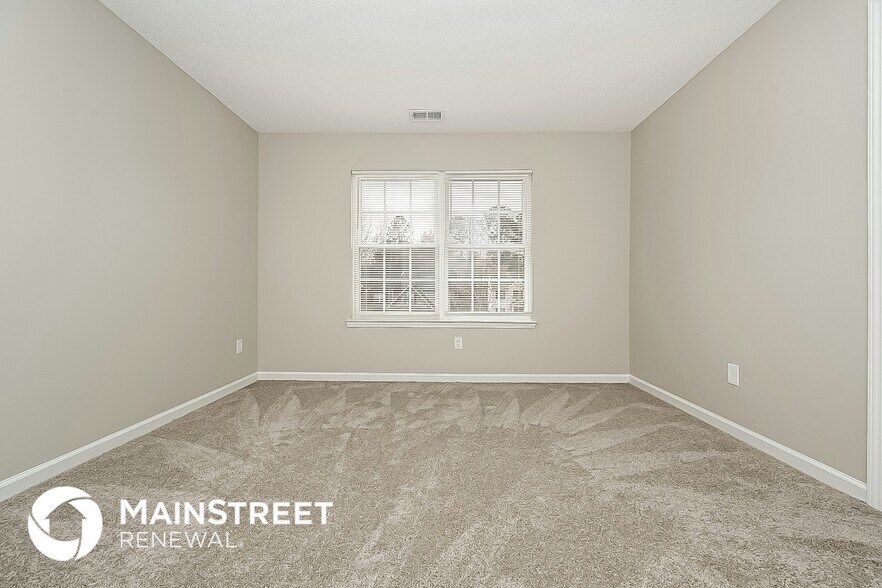 Building Photo - 6216 Polar Fox Ct