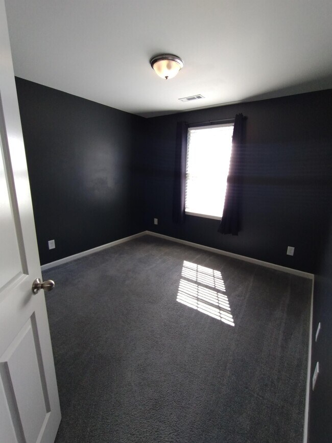 Building Photo - 507 Shirebrook Cir