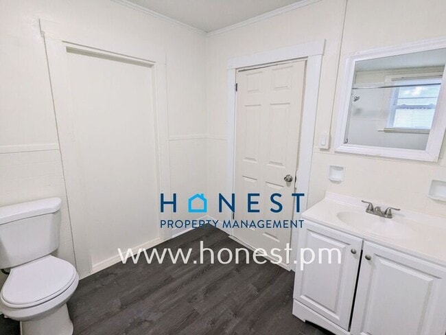 Building Photo - 30 Sewall St