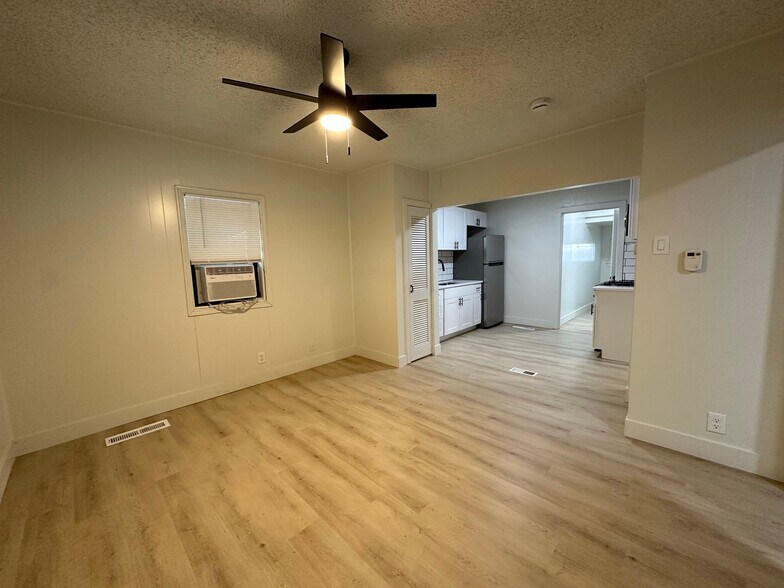 Building Photo - 3442 S 200 E