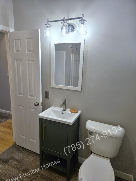 Building Photo - 122 Albany St