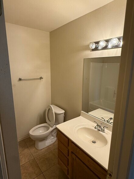 Building Photo - 4111 SW Shadowrock Pl
