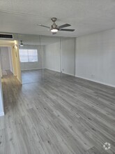Building Photo - 481 Burgundy P