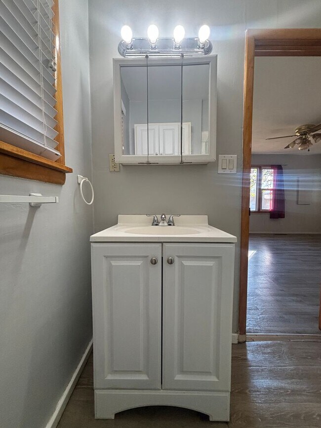 Building Photo - Come see this 4 Bedroom 2 Bathroom House!