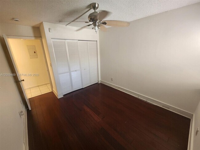 Building Photo - 11810 SW 80th St