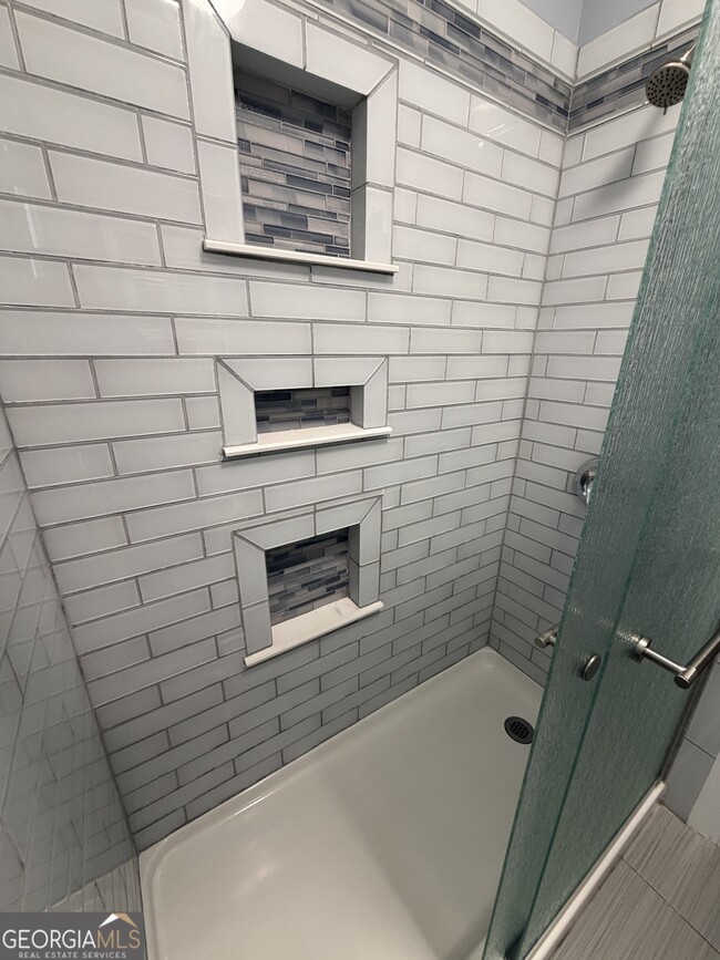 Building Photo - 430 Bethany Rd