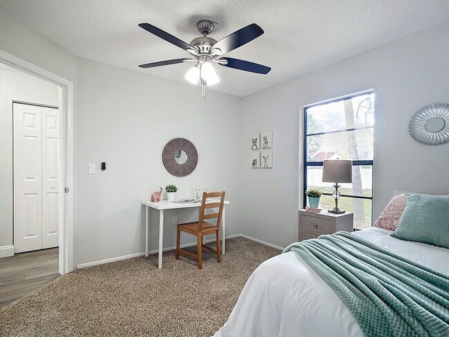 Building Photo - Gorgeous 3-Bedrorom, 2 Bath, 1165 sq ft home
