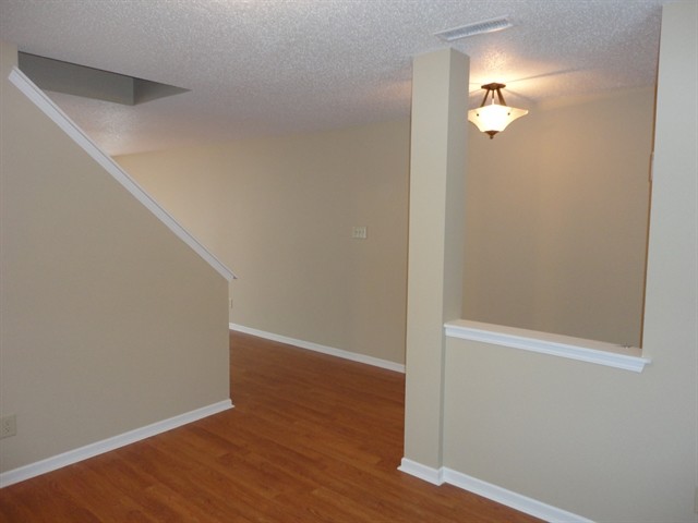 Building Photo - 515 Bridgewater Dr