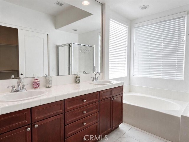 Building Photo - 11495 Foxdale Dr