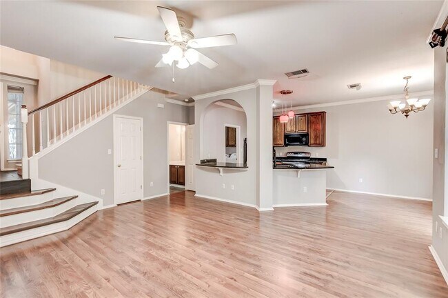 Building Photo - 4501 Whispering Valley Dr